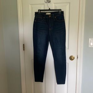 Madewell high rise, curvy, skinny jeans. Size 29